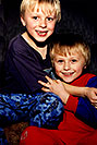 /images/133/1998-11-chicago-lisle1-v.jpg - #00167: kids in Lisle, Illinois … Nov 1998 -- Lisle, Chicago, Illinois