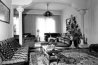 /images/133/1998-12-greece-home-bw.jpg - #00205: Christina`s place in Sparti … Dec 1998 -- Sparti, Greece