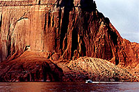 /images/133/1999-08-powell-rocks.jpg - #00360: along Lake Powell … views from the boat … August 1999 -- Lake Powell, Utah