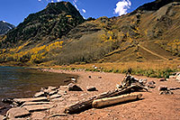 /images/133/2000-09-colo-maroon-bells1.jpg - #00644: Maroon Lake (elev 9,580ft) … Sept 2000 -- Maroon Bells, Colorado