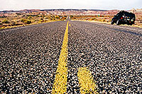 /images/133/2001-01-lake-powell-road-middle.jpg - #00747: Utah road by Lone Rock … Jan 2001 -- Lone Rock, Lake Powell, Utah