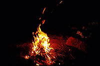 /images/133/2002-04-supersti-fire-night.jpg - #00930: desert fire in Superstitions … April 2002 -- Superstitions, Arizona