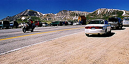 /images/133/2002-05-colo-indep-cars.jpg - #00952: people at Independence Pass … June 2002 -- Independence Pass, Colorado