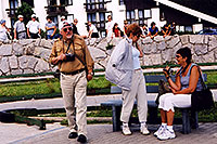 /images/133/2002-07-strbske-miki-vierka.jpg - #01033: Miki, Vierka & mom  at Strbske Pleso … July 2002 -- Strbske Pleso, Vysoke Tatry, Slovakia