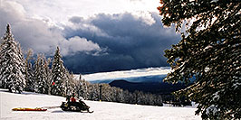 /images/133/2003-03-snowbowl-patrol-pano.jpg - #01186: Snowbowl ski area … March 2003 -- Snowbowl, Arizona