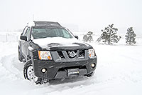 /images/133/2006-12-20-eng-jep-xterra02.jpg - #03206: Xterra in a snowstorm in Englewood … Dec 2006 -- Englewood, Colorado