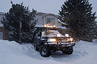 /images/133/2006-12-20-high-trigger01.jpg - #03210: Trigger at home during a December snowstorm … Dec 2006 -- Highlands Ranch, Colorado