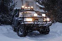 /images/133/2006-12-20-high-trigger02.jpg - #03211: Trigger at home during a December snowstorm … Dec 2006 -- Highlands Ranch, Colorado