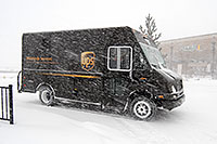 /images/133/2006-12-20-lone-ups.jpg - #03226: UPS on delivery … Dec 2006 -- Lincoln Rd, Lone Tree, Colorado