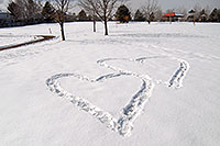 /images/133/2007-02-14-lone-hearts1.jpg - #03477: hearts in the snow in Sweetwater Park … Feb 2007 -- Sweetwater Park, Lone Tree, Colorado