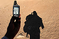 /images/133/2008-04-22-hav-hua-5005.jpg - #05247: My GPS showing 10.4 miles walked in 4h 56minutes, elevation 5171 ft (Hualapai Hilltop) … April 2008 -- Havasupai Trail, Havasu Falls, Arizona