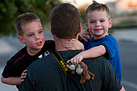 /images/133/2008-06-18-tom-all3-6157.jpg - #05502: Matt and his boys … June 2008 -- Gilbert, Arizona