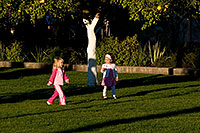 /images/133/2008-12-27-mesa-temple-girls-68074.jpg - 06627: Kids at the West side of Mesa Arizona Temple … December 2008 -- Mesa Arizona Temple, Mesa, Arizona