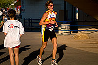 /images/133/2009-09-27-nathan-tri-run-113952.jpg - 07488: 00:51:12 - #375 running at Nathan Triathlon for eventual 2nd place [Sprint Triathlon] … September 2009 -- Tempe Town Lake, Tempe, Arizona