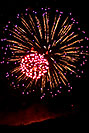 /images/133/2010-01-01-tempe-fireworks-131420v.jpg - #08034: New Year`s midnight fireworks … January 2010 -- Tempe Town Lake, Tempe, Arizona