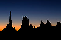/images/133/2010-09-04-monvalley-totem-30172.jpg - #08570: Totem Pole in Monument Valley … September 2010 -- Monument Valley, Utah