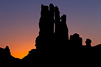 /images/133/2010-09-04-monvalley-totem-30221.jpg - #08574: Totem Pole in Monument Valley … September 2010 -- Monument Valley, Utah