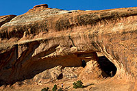 /images/133/2010-09-11-arches-dgarden-32716.jpg - #08631: People at Partition Arch in Arches National Park … September 2010 -- Partition Arch, Arches Park, Utah