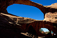/images/133/2010-09-11-arches-doubleo-33084.jpg - #08642: People at Double O Arch in Arches National Park … September 2010 -- Double O Arch, Arches Park, Utah