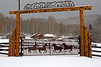 /images/133/2010-12-19-cimarron-snow-46999.jpg - #08984: Snow by Cimarron … December 2010 -- Cimarron, Gunnison, Colorado