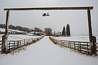 /images/133/2011-01-09-cimarron-snow-47827.jpg - #09012: Snow by Cimarron … January 2011 -- Cimarron, Gunnison, Colorado