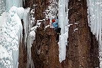 /images/133/2011-01-09-ouray-climbers-48169.jpg - #09031: Ice climbing by Ouray … January 2011 -- Ouray, Colorado