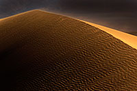 /images/133/2011-05-27-dv-mesquite-dunes-72055.jpg - #09234: Sand Patterns at Mesquite Sand Dunes in Death Valley … May 2011 -- Mesquite Sand Dunes, Death Valley, California