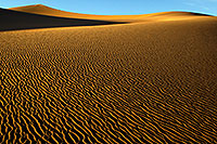 /images/133/2011-05-27-dv-mesquite-dunes-72247.jpg - #09247: Sand Patterns at Mesquite Sand Dunes in Death Valley … May 2011 -- Mesquite Sand Dunes, Death Valley, California