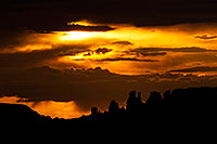 /images/133/2011-07-31-sedona-sunset-89366.jpg - #09389: Sunset silhouettes in Sedona … July 2011 -- Sedona, Arizona