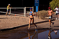 /images/133/2011-09-25-nathan-run-101011.jpg - #09558: 01:58:08 #282, #902 and others running at Nathan Triathlon 2011 … September 2011 -- Tempe, Arizona