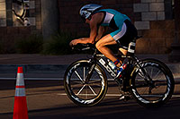 /images/133/2011-10-23-soma-bike-107408.jpg - #09611: 01:19:00 #852 cycling at Soma Triathlon 2011 … October 2011 -- Rio Salado Parkway, Tempe, Arizona