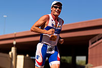 /images/133/2011-10-23-soma-run-109177.jpg - #09652: 04:43:05 #116 running at Soma Triathlon 2011 … October 2011 -- Tempe Town Lake, Tempe, Arizona