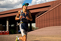 /images/133/2011-11-20-ironman-run-pros-d3s-2564.jpg - #09819: 06:01:03 - #54 Sebastian Kienle [DEU] (5th, eventual 6th place in 08:19:29) in Lap 1 - Ironman Arizona 2011 … November 2011 -- Tempe, Arizona