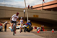 /images/133/2011-11-20-ironman-run-pros-d3s-2671.jpg - #09822: 06:45:19 - #23 Eneko Llanos [SPA] (second by 10 seconds, eventual winner by 1:51min in 07:59:38) in  Lap 2 - Ironman Arizona 2011 … November 2011 -- Tempe, Arizona