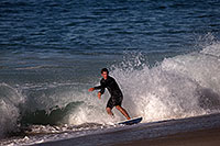 /images/133/2013-01-02-ca-aliso-surf-17327.jpg - #10632: Skimboarders at Aliso Beach, California … January 2013 -- Aliso Creek Beach, California