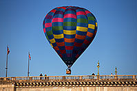 /images/133/2013-01-18-havasu-balloons-19769.jpg - #10703: Hot Air Balloons at London Bridge during Lake Havasu Balloon Fest … January 2013 -- London Bridge, Lake Havasu City, Arizona