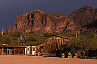 /images/133/2013-03-05-supers-stagecoach-29077.jpg - #10867: Sunset in Superstitions … March 2013 -- Superstitions, Arizona