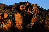 /images/133/2013-04-15-supers-mountains-36598.jpg - #11041: Apache Trail mountains in the evening … April 2013 -- Apache Trail Road, Superstitions, Arizona