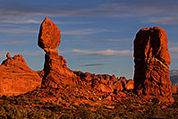/images/133/2013-10-30-balanced-rock-1d4_0616.jpg - #11185: Balanced Rock in Arches National Park … December 2013 -- Balanced Rock, Arches Park, Utah