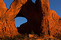 /images/133/2013-10-31-double-back-1d4_0802.jpg - #11200: Double Arch in Arches National Park … October 2013 -- Double Arch, Arches Park, Utah
