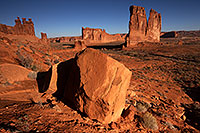 /images/133/2013-11-02-courthouse-rocks-1dx_4771.jpg - #11239: Courthouse Towers in Arches National Park … November 2013 -- Courthouse Towers, Arches Park, Utah