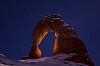 /images/133/2013-12-09-delicate-moon-1d4_2707.jpg - #11386: Delicate Arch in Arches National Park … December 2013 -- Delicate Arch, Arches Park, Utah