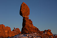 /images/133/2013-12-23-arches-balanced-5d3_6818.jpg - #11438: Balanced Rock in Arches National Park … December 2013 -- Balanced Rock, Arches Park, Utah