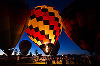 /images/133/2014-01-17-havasu-glow-1dx_3305.jpg - #11630: Lake Havasu Balloon Fest … January 2014 -- Lake Havasu City, Arizona
