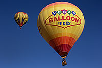 /images/133/2014-01-17-havasu-sky-1dx_0673.jpg - #11657: Lake Havasu Balloon Fest … January 2014 -- Lake Havasu City, Arizona
