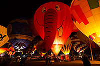 /images/133/2014-01-19-havasu-glow-1dx_9394.jpg - #11701: Elephant (Special Shapes) at Lake Havasu Balloon Fest … January 2014 -- Lake Havasu City, Arizona