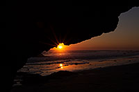 /images/133/2014-01-20-el-matador-1dx_9783.jpg - #11701: Sunset at El Matador Beach, California … January 2014 -- El Matador, Malibu, California