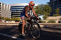 /images/133/2014-11-16-ironman-bike-1dx_0388.jpg - #12230: 01:30:52 #92 Jacqui Gordon [DNF,USA,01:00:47 swim, 05:28:33 bike] cycling at Ironman Arizona 2014 … November 2014 -- Rio Salado Parkway, Tempe, Arizona