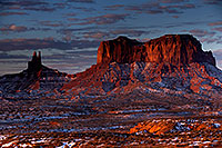 /images/133/2015-01-10-monvalley-morning-1dx_1452.jpg - #12355: Morning in Monument Valley … January 2015 -- Monument valley, Utah