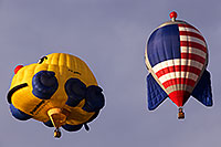 /images/133/2015-01-18-havasu-balloons-1dx_9481.jpg - #12389: Balloons in Lake Havasu … January 2015 -- Lake Havasu City, Arizona